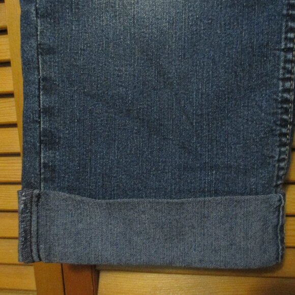 Jordache jean capris Y2K NWT denim blue & stretchy size 12 - Picture 9 of 12